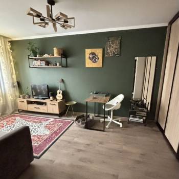 Сдается 1-комнатная квартира, 38 м²