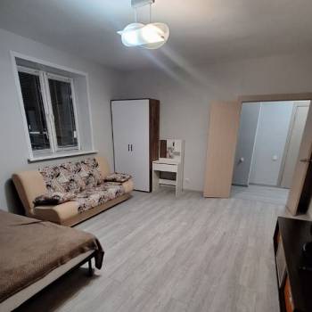 Сдается 1-комнатная квартира, 48 м²