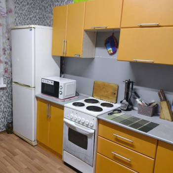 Сдается 1-комнатная квартира, 42 м²