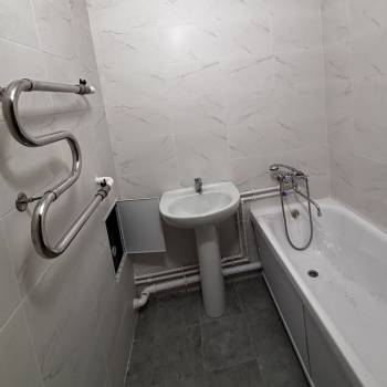 Сдается 1-комнатная квартира, 43 м²