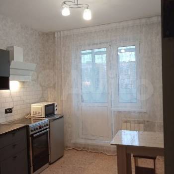 Сдается 2-х комнатная квартира, 64 м²
