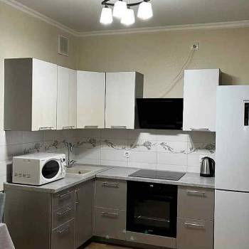 Сдается 1-комнатная квартира, 45 м²