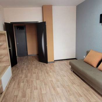 Сдается 1-комнатная квартира, 47 м²