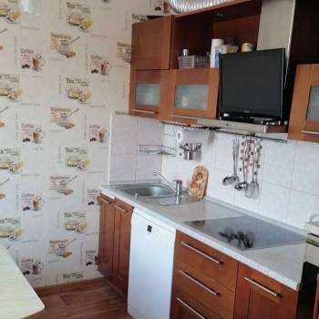 Продается Многокомнатная квартира, 84 м²