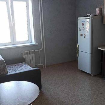 Сдается 1-комнатная квартира, 46 м²