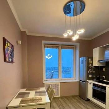 Продается 1-комнатная квартира, 42,6 м²