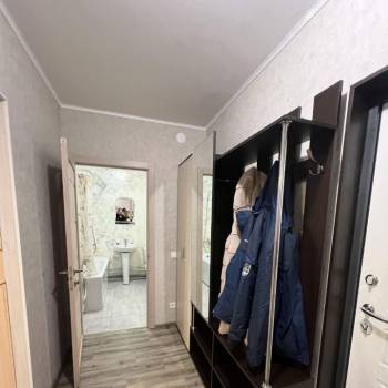 Сдается 1-комнатная квартира, 52 м²