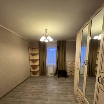 Сдается 1-комнатная квартира, 52 м²