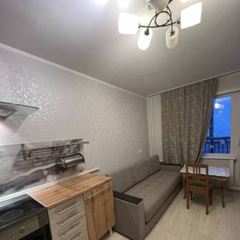 Сдается 1-комнатная квартира, 52 м²