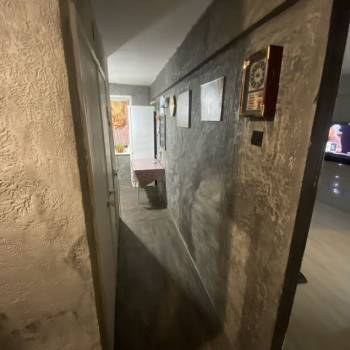 Продается 3-х комнатная квартира, 49,4 м²