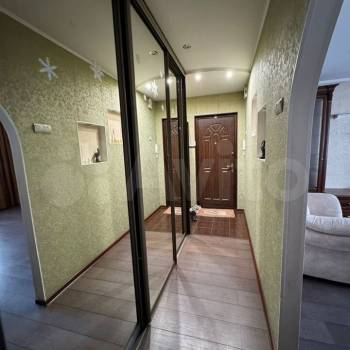 Продается Многокомнатная квартира, 91,6 м²