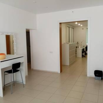 Продается Нежилое помещение, 100 м²