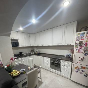 Продается 3-х комнатная квартира, 62 м²