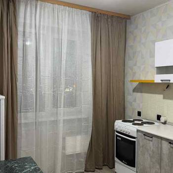 Сдается 1-комнатная квартира, 42 м²