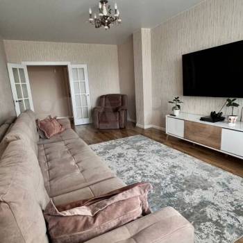 Продается Многокомнатная квартира, 101,9 м²