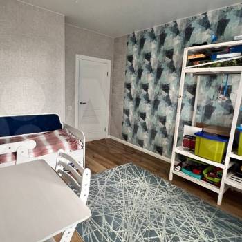 Продается Многокомнатная квартира, 101,9 м²