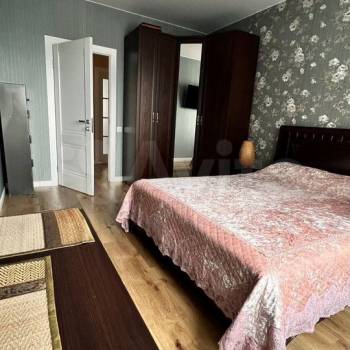 Продается Многокомнатная квартира, 101,9 м²