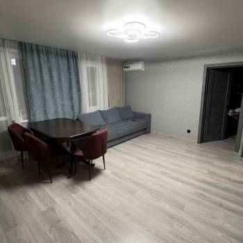 Продается Многокомнатная квартира, 73,3 м²