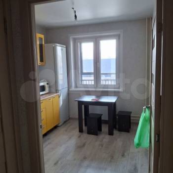 Продается 1-комнатная квартира, 41 м²