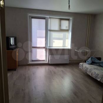 Продается 1-комнатная квартира, 41 м²