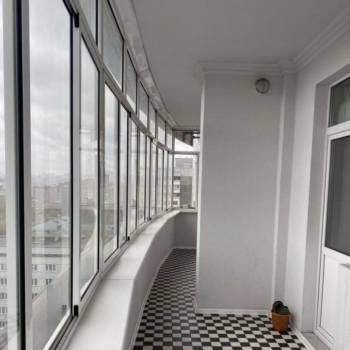 Сдается 2-х комнатная квартира, 92 м²
