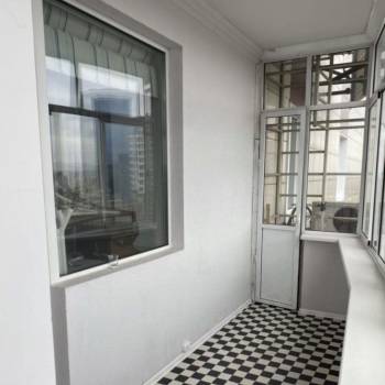 Сдается 2-х комнатная квартира, 92 м²