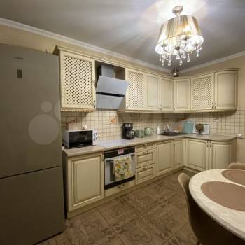 Продается Многокомнатная квартира, 82,2 м²