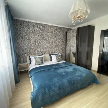 Продается Многокомнатная квартира, 82,2 м²