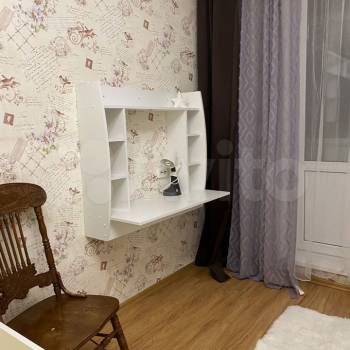 Продается Многокомнатная квартира, 82,2 м²