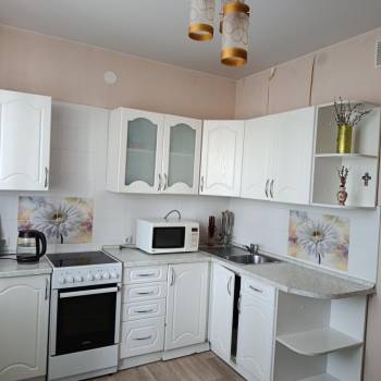Сдается 1-комнатная квартира, 47,5 м²