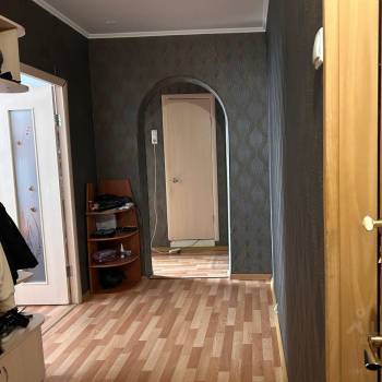 Продается 1-комнатная квартира, 40,4 м²