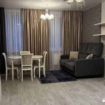 Сдается 2-х комнатная квартира, 64 м²