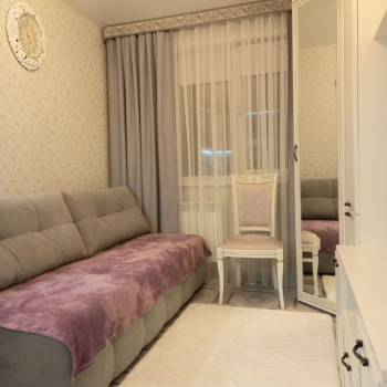 Продается 1-комнатная квартира, 14 м²