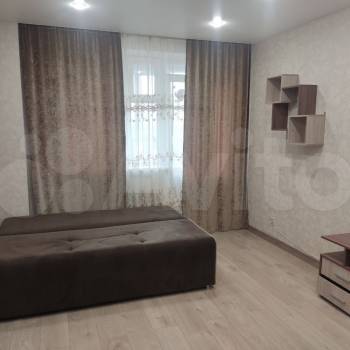 Сдается 1-комнатная квартира, 36 м²