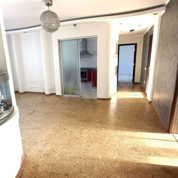 Продается Многокомнатная квартира, 102,3 м²