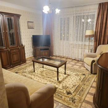 Продается Многокомнатная квартира, 80,3 м²