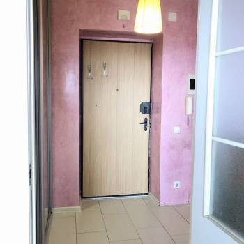 Продается 1-комнатная квартира, 37,9 м²