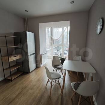 Сдается 1-комнатная квартира, 38 м²