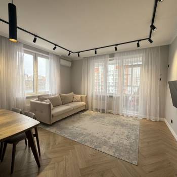 Продается 3-х комнатная квартира, 75,7 м²