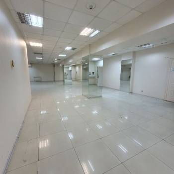 Сдается Нежилое помещение, 412 м²