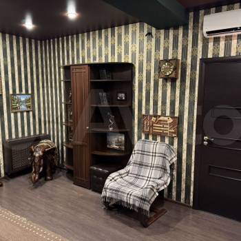 Продается Нежилое помещение, 295,6 м²
