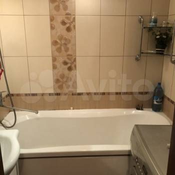 Сдается 2-х комнатная квартира, 75 м²