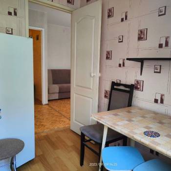 Сдается 1-комнатная квартира, 39 м²