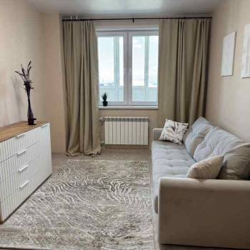 Сдается 1-комнатная квартира, 35 м²