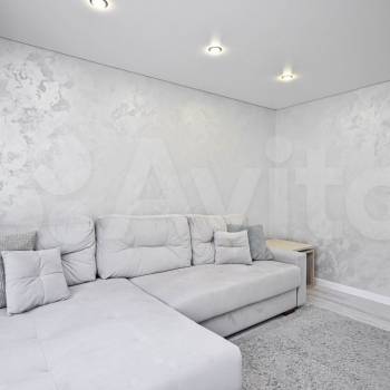 Продается Многокомнатная квартира, 76 м²