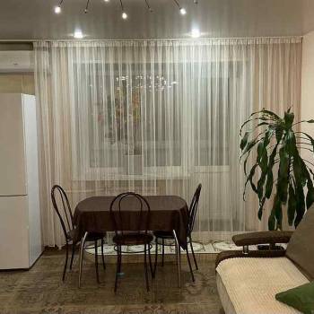 Сдается Многокомнатная квартира, 60 м²