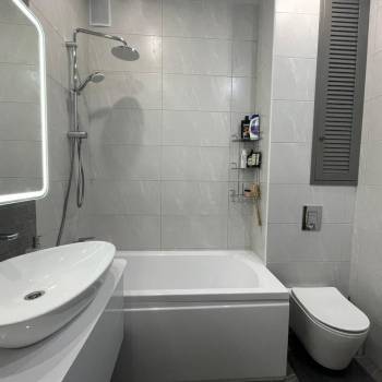 Сдается 1-комнатная квартира, 85 м²