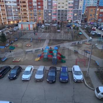 Продается 1-комнатная квартира, 38 м²