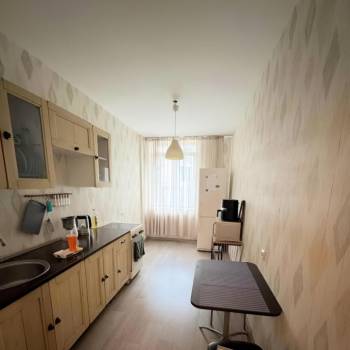 Продается 1-комнатная квартира, 41,4 м²