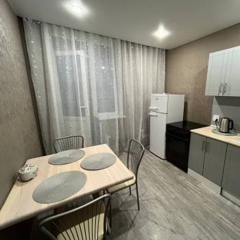 Продается 1-комнатная квартира, 43,7 м²